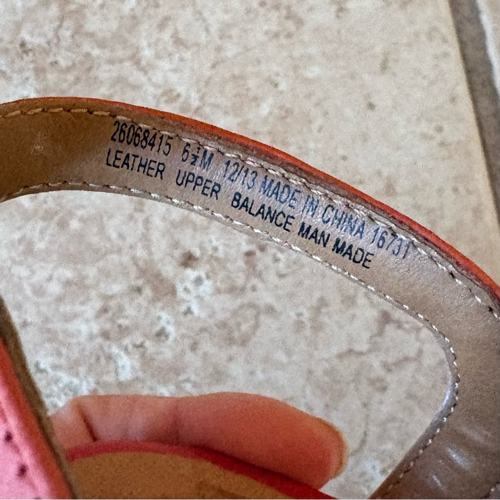 Clarks Pink Red Patterned Wedge Sandals - Picture 11 of 11